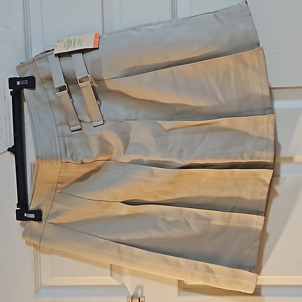 FRENCH TOAST KHAKI UNIFORM SKORT: NEW WITH TAGS: SIZE 18 1/2 PLUS